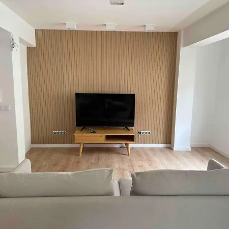 Flat For A With Family Or Friends