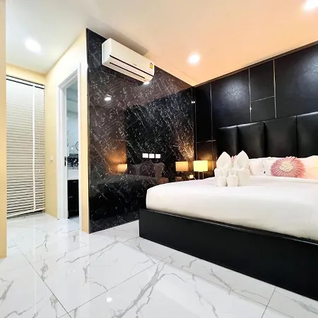 Yizen162/283芭提雅市中心棕榈泉泳池双拼别墅 Palm Spring * Pattaya