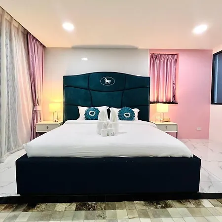 Yizen162/283芭提雅市中心棕榈泉泳池双拼别墅 Palm Spring Villa Pattaya