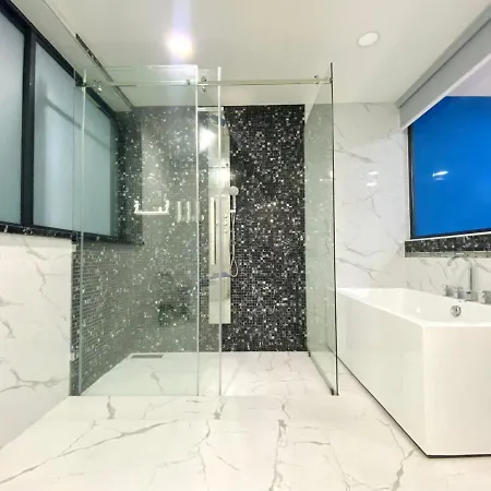 Yizen162/283芭提雅市中心棕榈泉泳池双拼别墅 Palm Spring Villa Pattaya