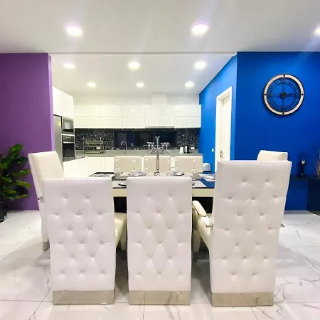 Villa Yizen162/283芭提雅市中心棕榈泉泳池双拼别墅 Palm Spring *