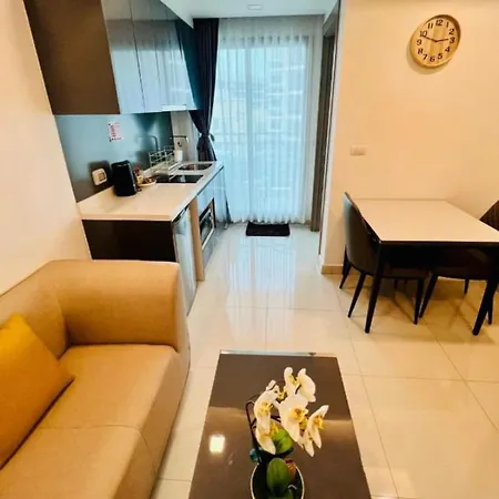 Arcadia Continental Apartment Pattaya
