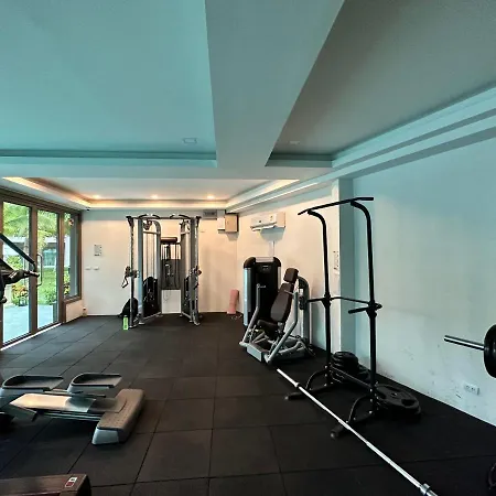 Arcadia Center Apartment