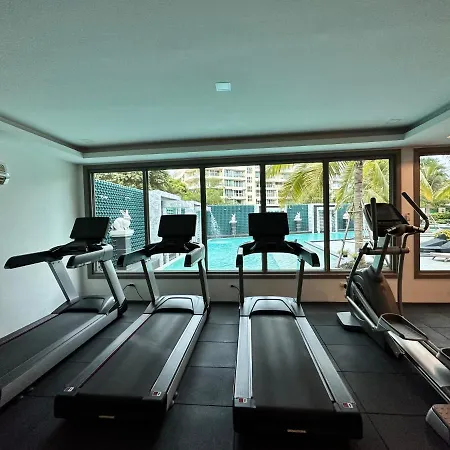 Arcadia Center Apartment