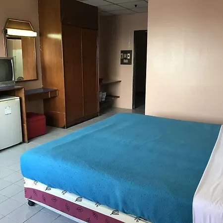 Hotel 7