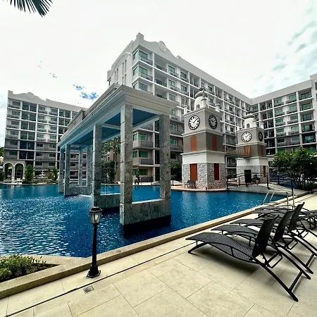 Arcadia With Pool Access-e & Gym-sauna And Fast Net * Pattaya