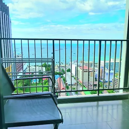 City Center The Base Sea View Apartment, Convenient Life Traffic Aparthotel