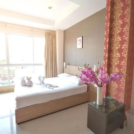 Moccara 10b/r With Private Pool. * Pattaya