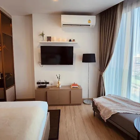 Edge Luxury Sea View Hotel *