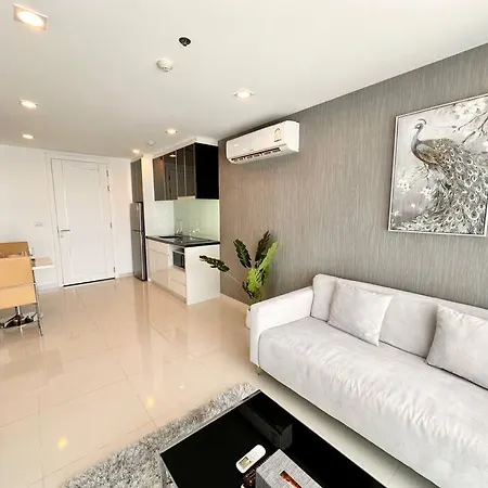 Sunset View 1 Bedroom In The Vision Apartment Pattaya