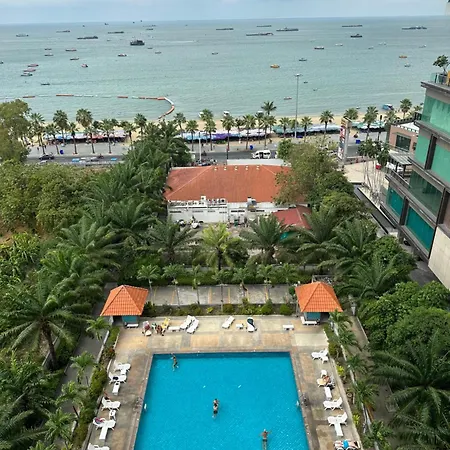 Viewtalay คอนโดวิวทะเล 6 พัทยา Apartment