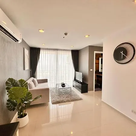 Sunset View 1 Bedroom In The Vision Pattaya