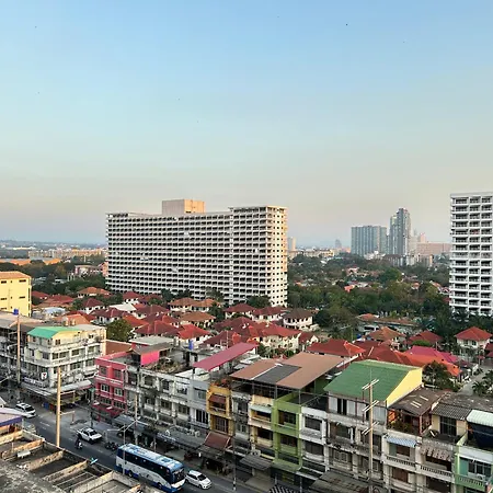 Mina View 10 Apartment