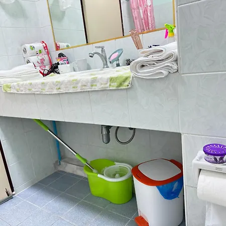 Apartment Colorful Comfortable 七彩公寓 机场巴士站隔壁 出门双条车直达各景区 Pattaya