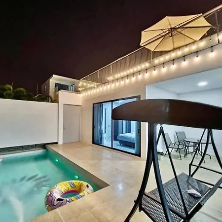 Palm Springs Private Party Pool Close To Walking Street! Pattaya