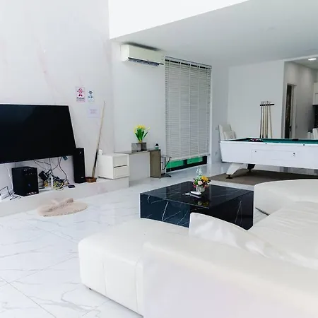 Palm Springs Private Party Pool Close To Walking Street! *