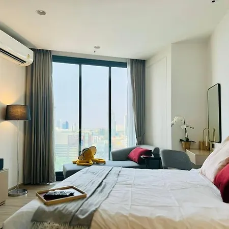 Edge 345 Seaview Apartment Pattaya
