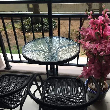 Arcadia Continental In Jomtien * Pattaya
