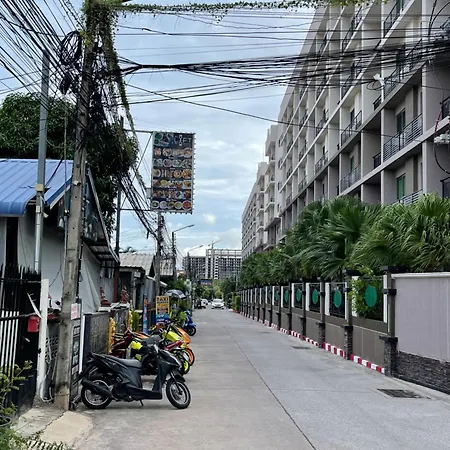 Arcadia Continental In Jomtien