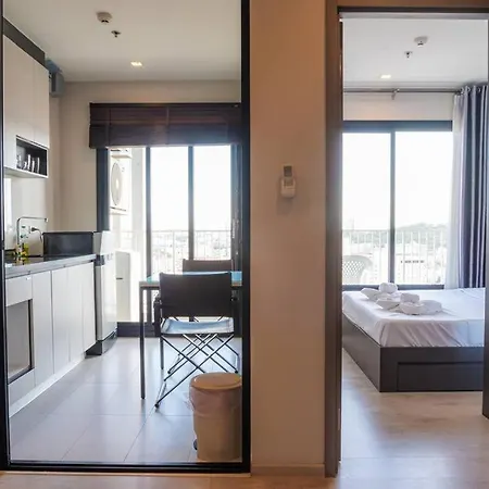 Apartment The Base Large High-rise Super Sea View Large View 26th Floor Pattaya