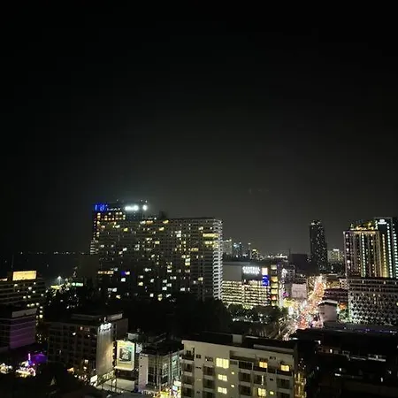 Edge 345 Seaview Apartment