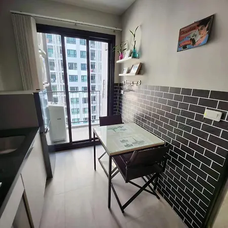 Apartment 芭提雅双人精品公寓无边游泳池thebase中央基地 Pattaya