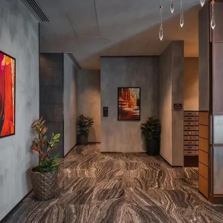 Edge Luxury Sea View *