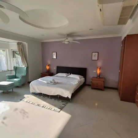 Villa Beachfront Golf Pool Private Courtyard *