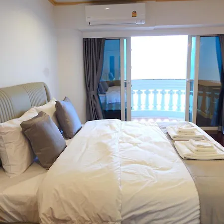 Apartment Spacious Seaview 3br Apartment:direct Access