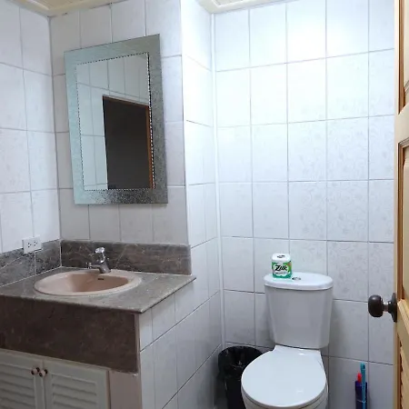 Apartment Spacious Seaview 3br Apartment:direct Access *