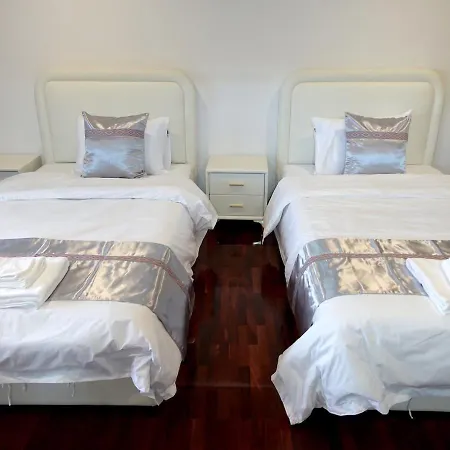 Apartment Spacious Seaview 3br Apartment:direct Access