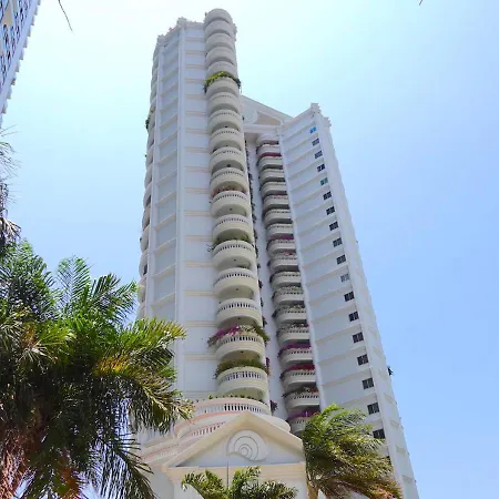 Spacious Seaview 3br Apartment:direct Access Apartment Pattaya