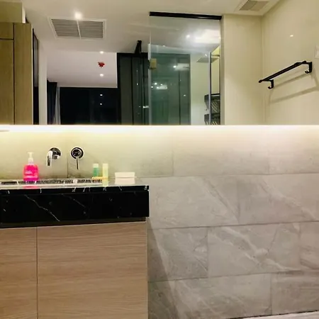 Andromeda Luxe King 1-br Seaview * Pattaya