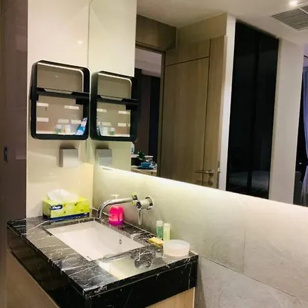 Apartment Andromeda Seaview 1-br Pattaya