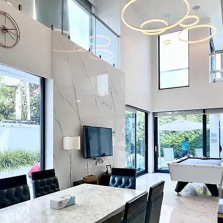 Luxury 3 Bedroom Pool In Palm Spring * Pattaya