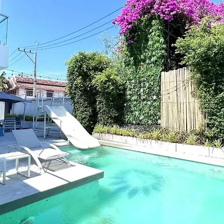 Luxury 3 Bedroom Pool In Palm Spring Villa