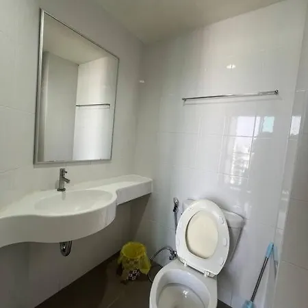 Apartment Lumpini Naklua-wongamat B22 Near Terminal 21