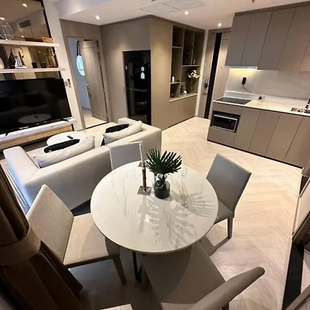 Andromeda By Daranee Service Property Apartment *