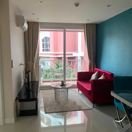 Apartment Grand Caribbean By Baan Win *