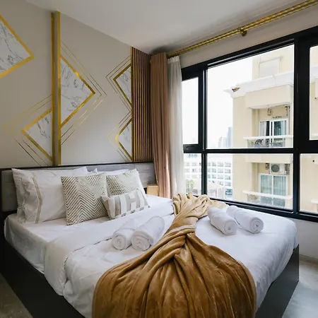 Apartment Modern Luxury Zen Just Steps To The *