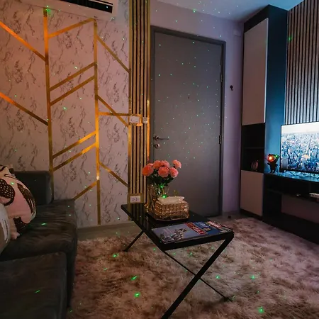 Apartment Modern Luxury Zen Just Steps To The *