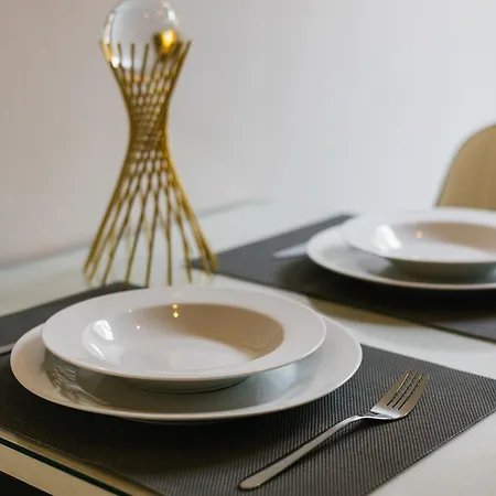Modern Luxury Zen Just Steps To The Apartment *