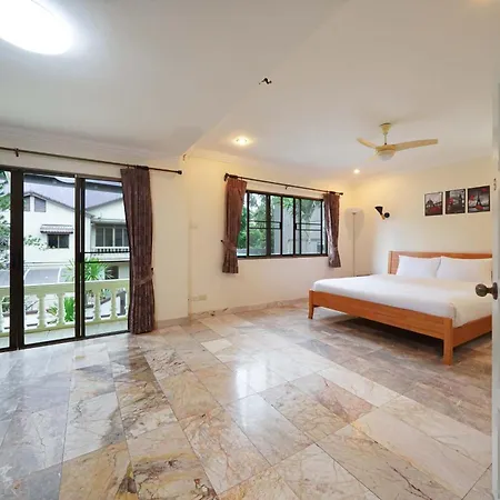Pool At Near Big C-extra Villa Pattaya