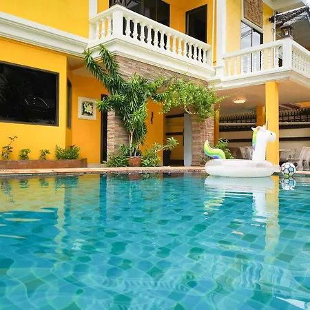 Pool At Near Big C-extra Pattaya