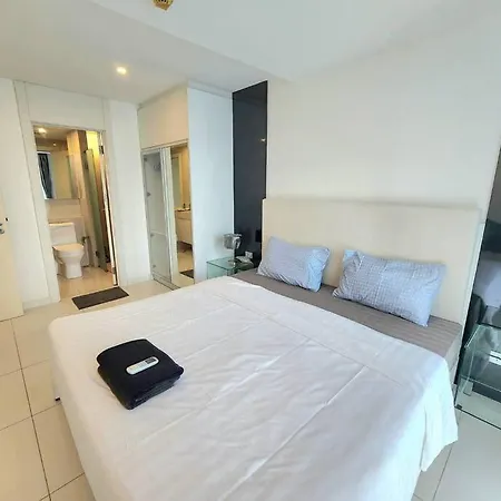 One Bedroom In Downtown