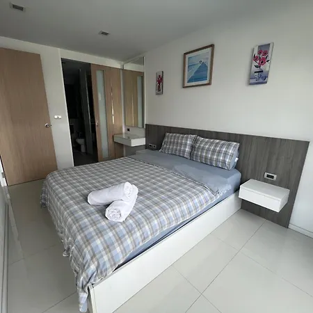 Downtown The Urban Attitude - Lin Apartment Pattaya