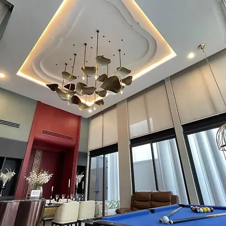 Villa 云曼华丽泳池别墅