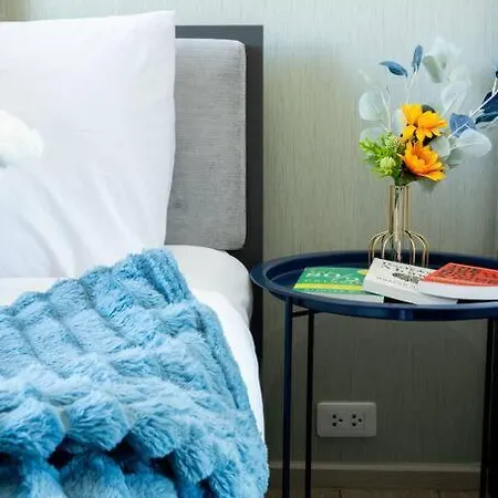 Kaws Theme Modern Cozy 1br 2 Min Walk To * Pattaya