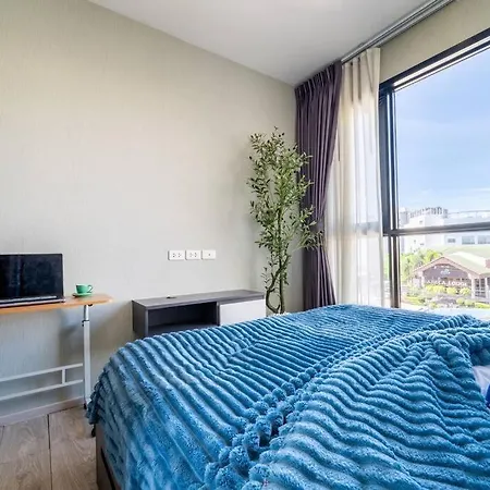 Kaws Theme Modern Cozy 1br 2 Min Walk To *