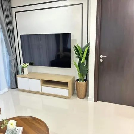Citismart Luxury By Youngs *